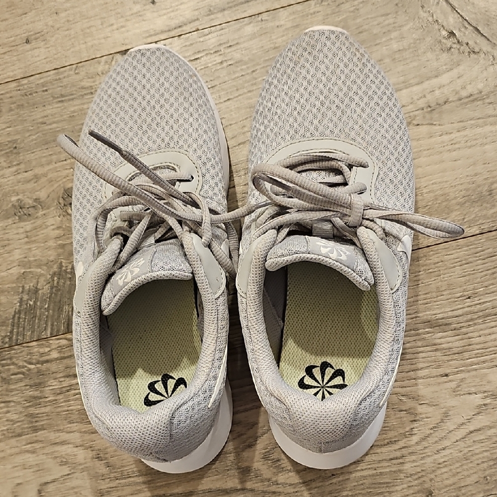 Nike Light Gray Sneakers